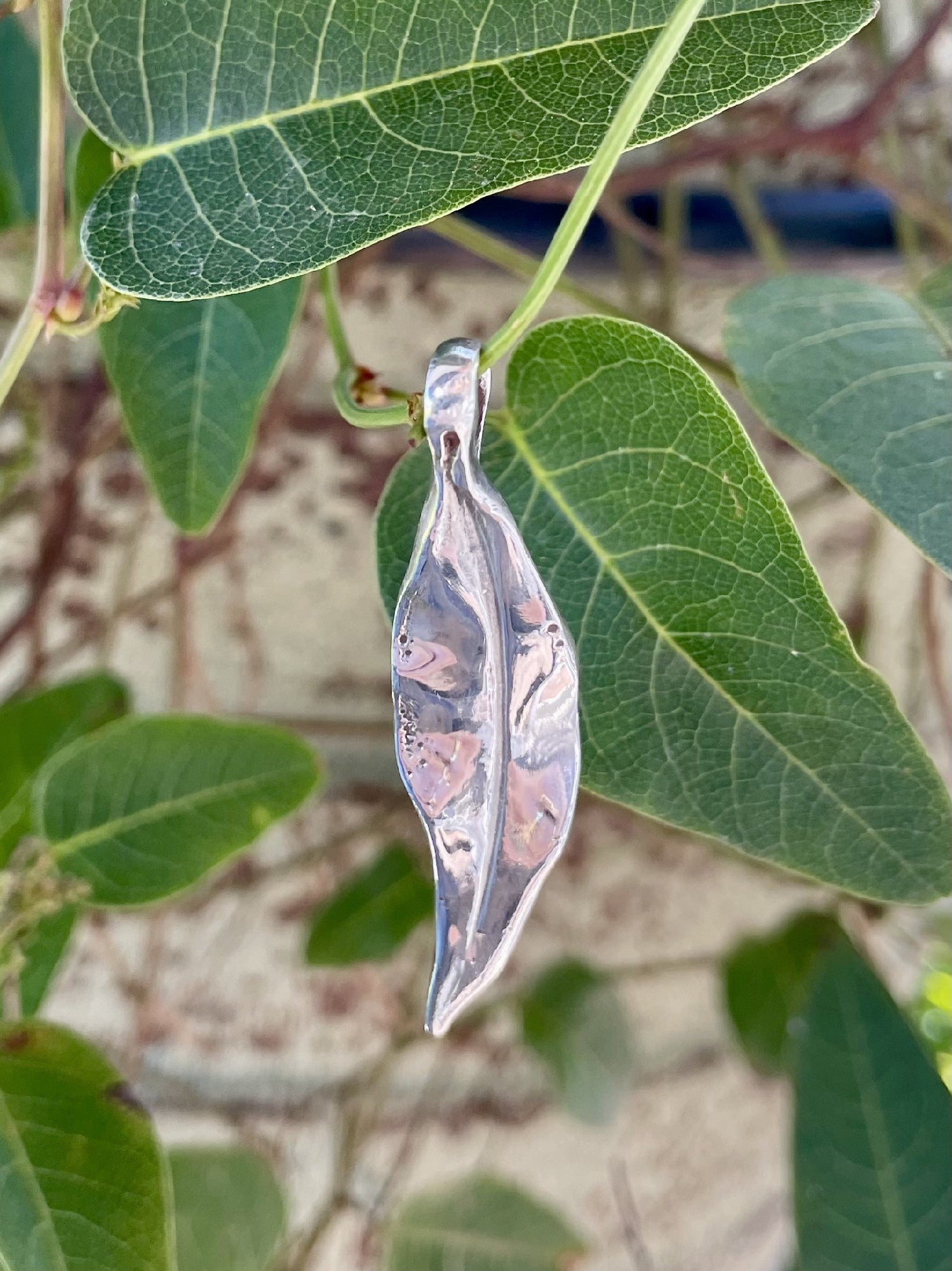 Sterling Silver Gumleaf Pendant (L7)