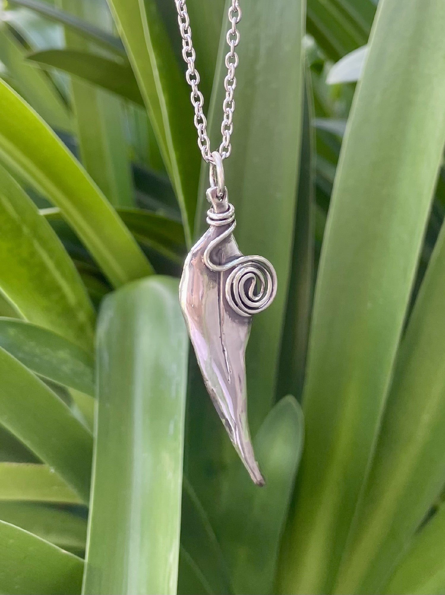 Sterling Silver Gumleaf Swirl Pendant