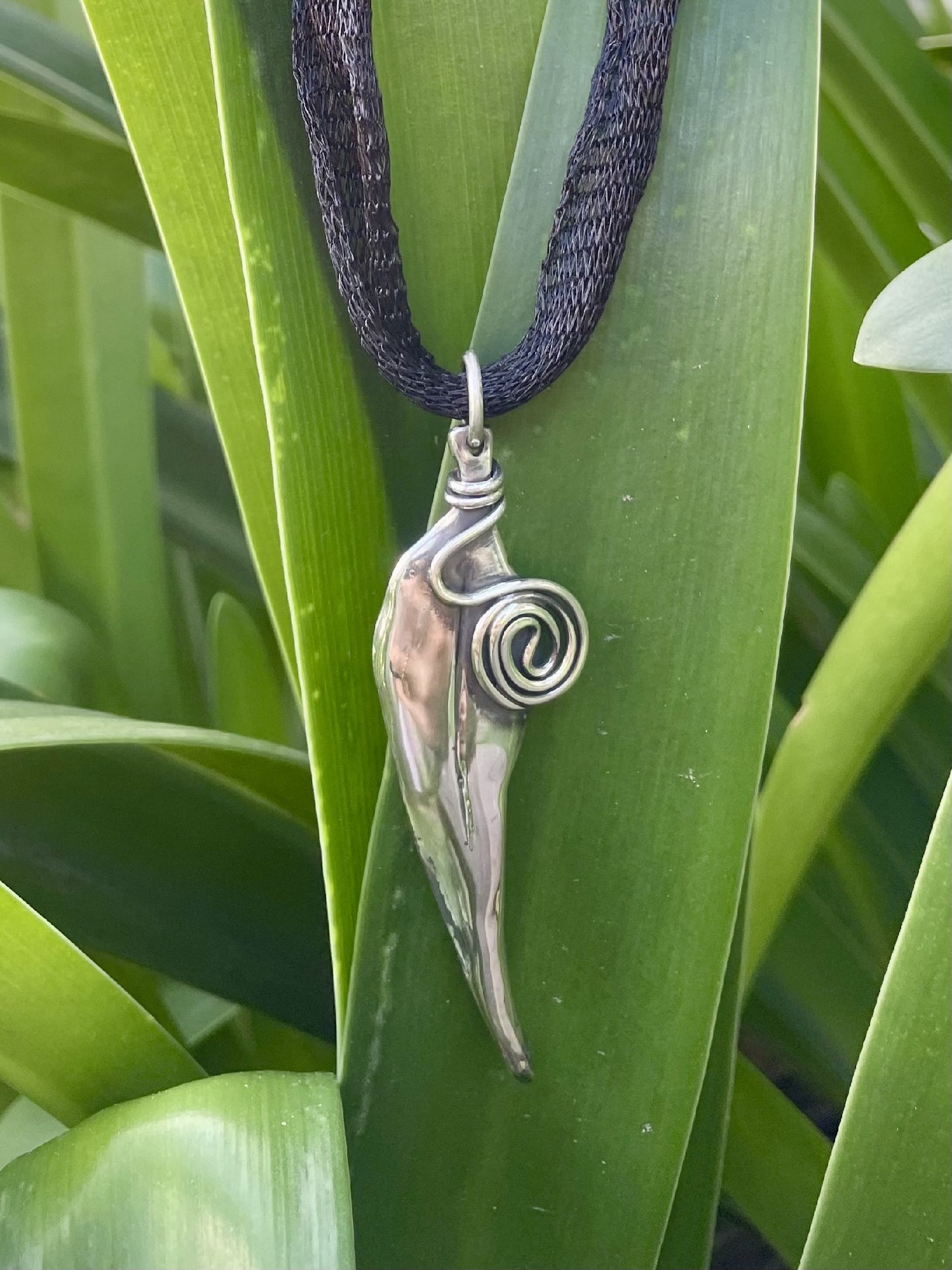 Sterling Silver Gumleaf Swirl Pendant