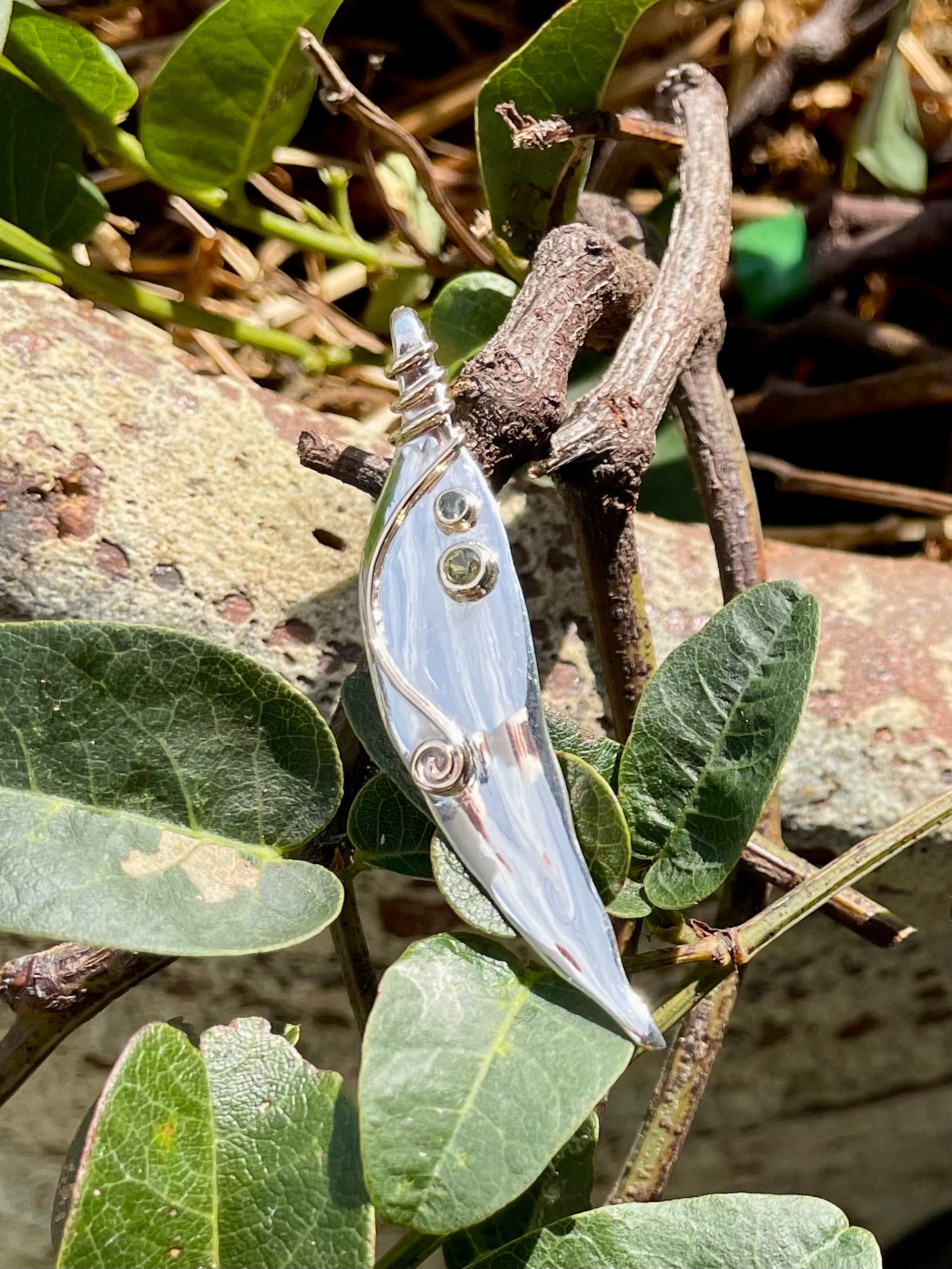 Sterling Silver & 9ct Yellow Gold Green Sapphire Leaf Pendant